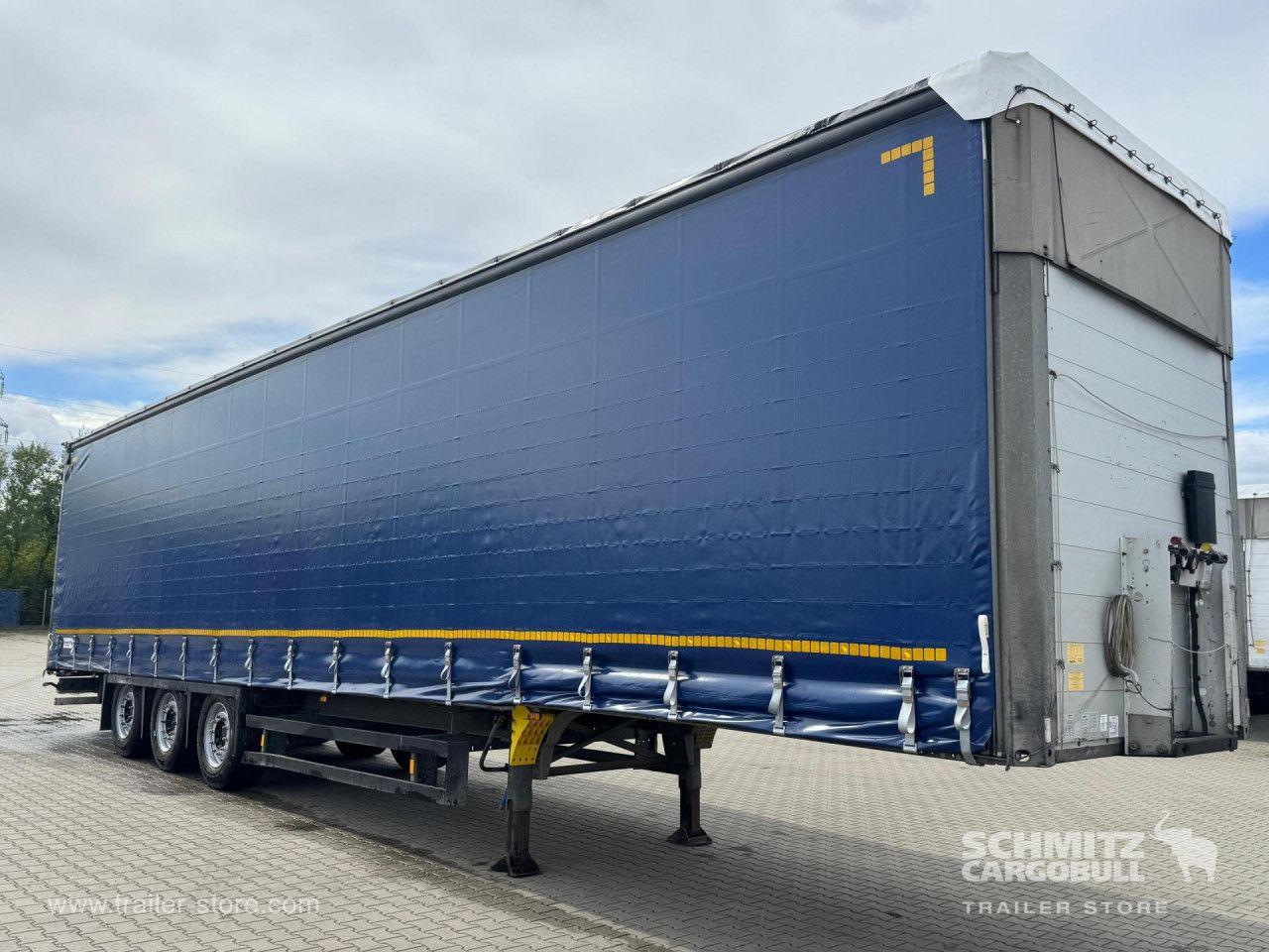 Schmitz Cargobull Curtainsider Mega