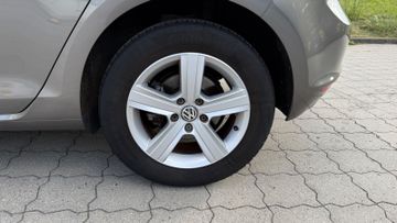 Volkswagen Golf - 12