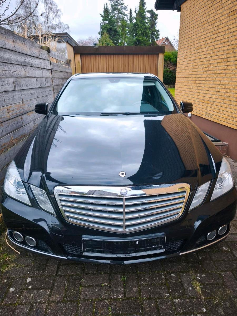 Mercedes-Benz E 200