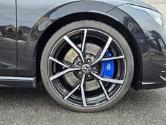 VW Golf VIII R 4Motion Matrix DAB Harman-Kardon