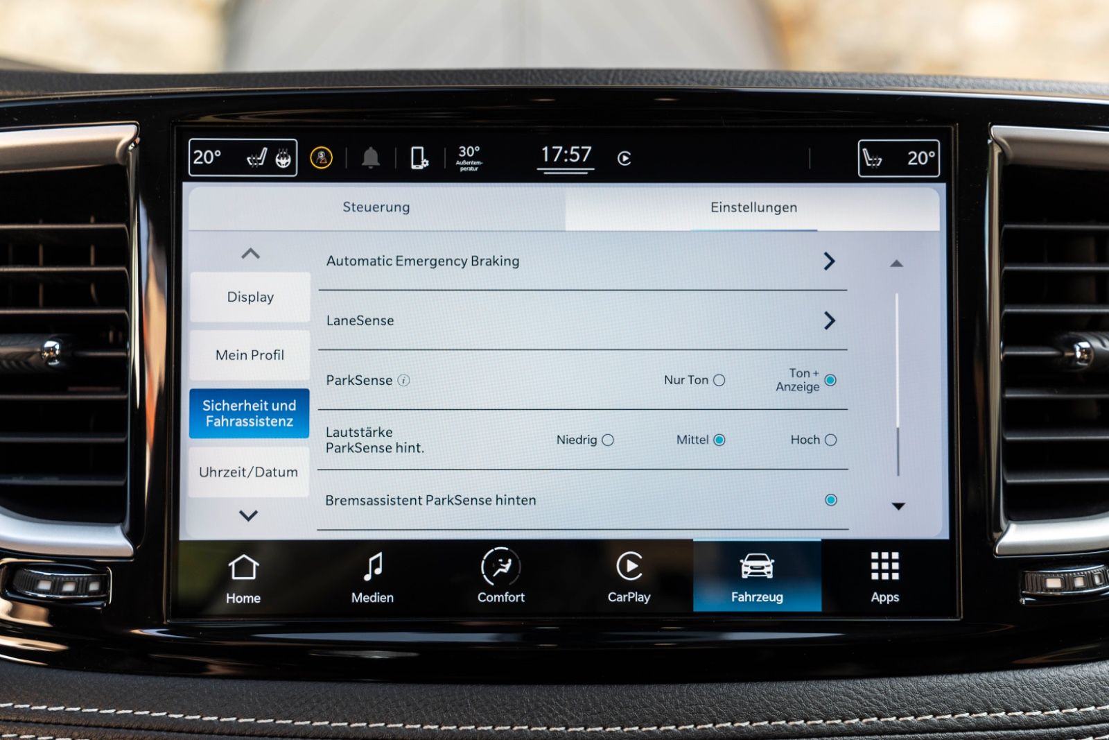 Fahrzeugabbildung Chrysler Pacifica Touring LPG ACC 360° LED TOTW CARPLAY