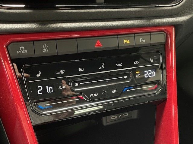 Fahrzeugabbildung Volkswagen T-Roc Cabriolet R-Line 1.5 TSI DSG Sportpaket Na