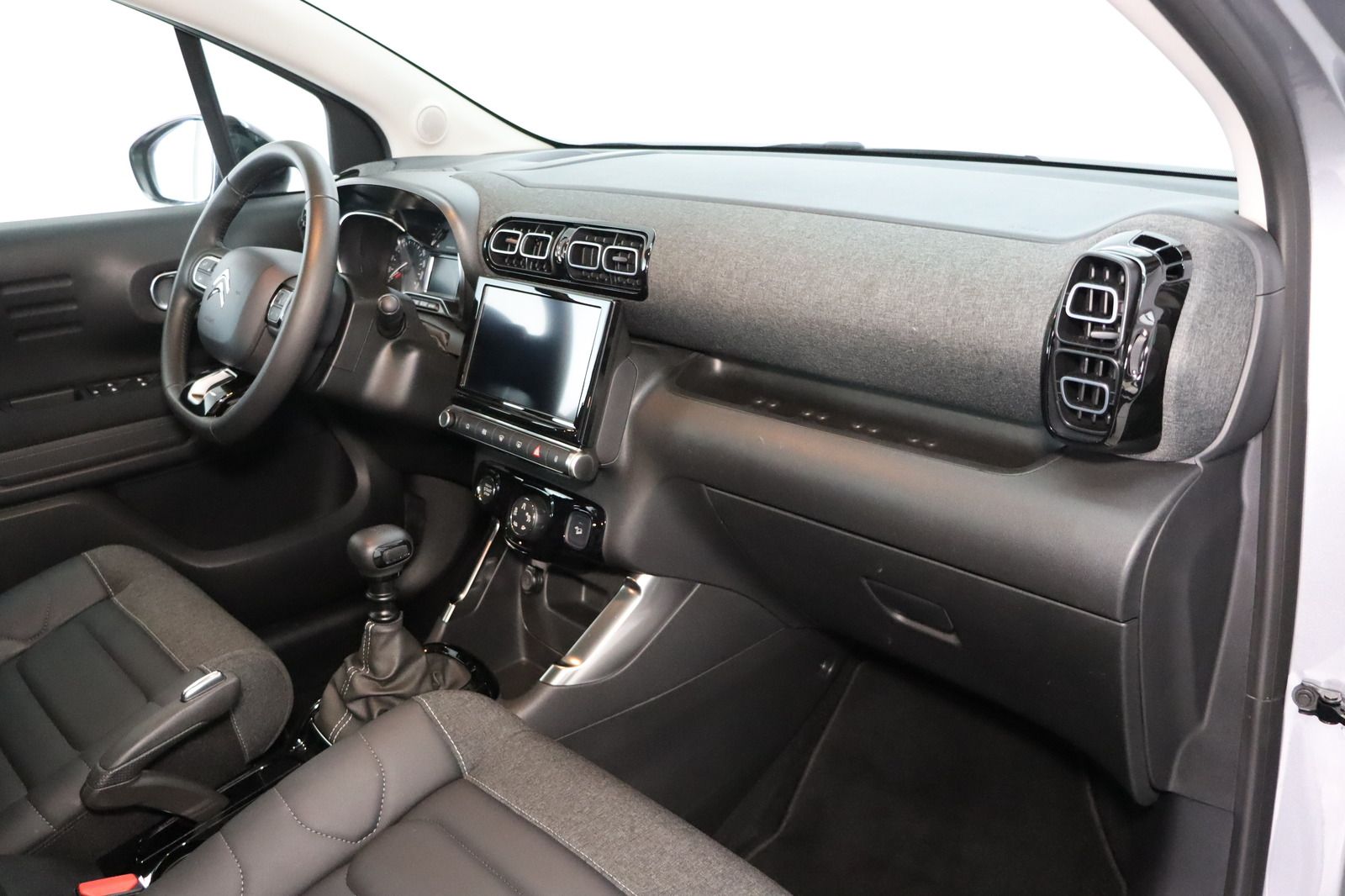 Fahrzeugabbildung Andere Citroën C3 Aircross PT 110 Shine * MwSt. ausw. *