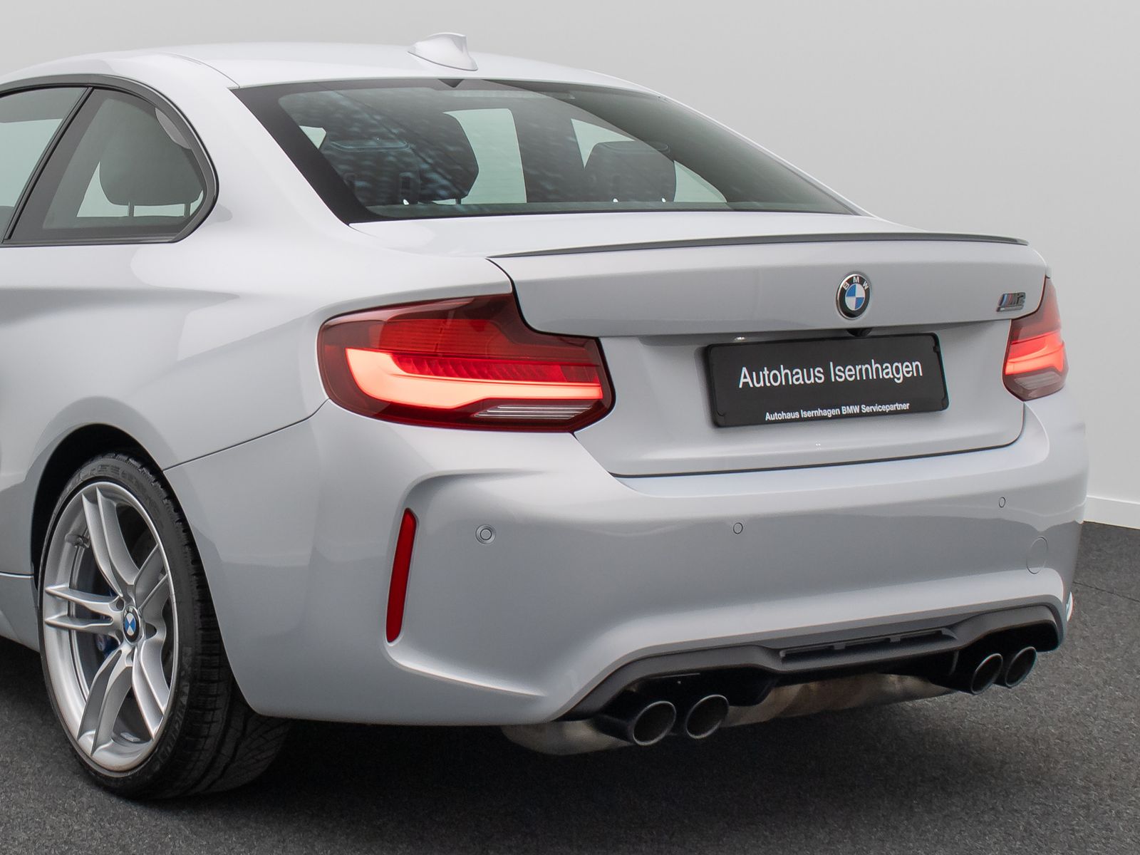 Fahrzeugabbildung BMW M2 Competition M Driver´s Kamera NaviPro 19Zoll