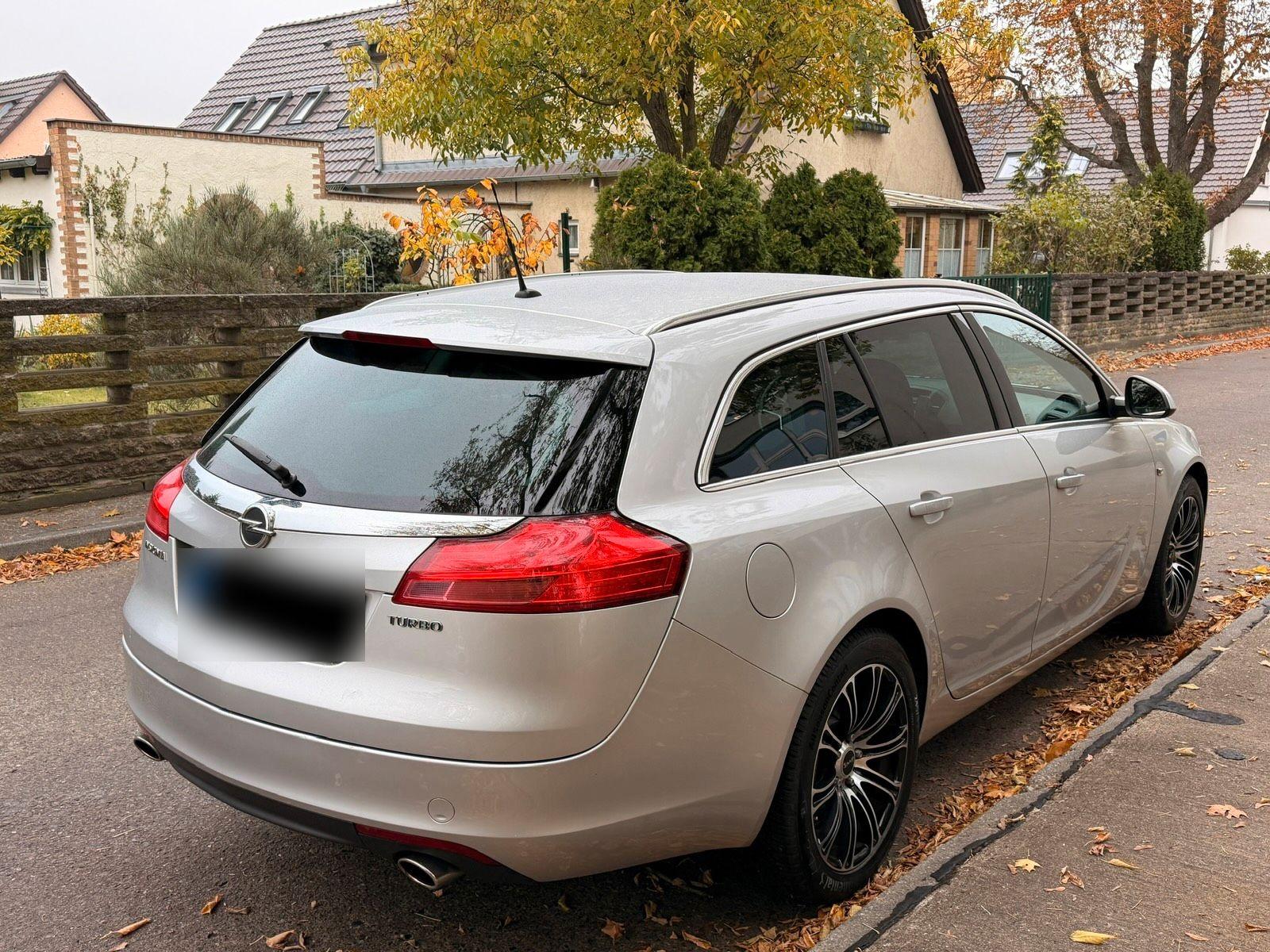 Opel Insignia 2009 — engine 220 HP (162kW)