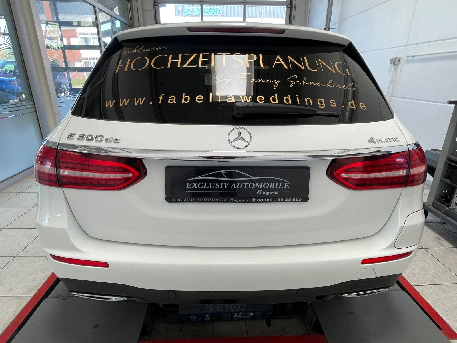 Mercedes-Benz E 300 de T-Modell 4Matic AMG AHK Head Up Night foto 7