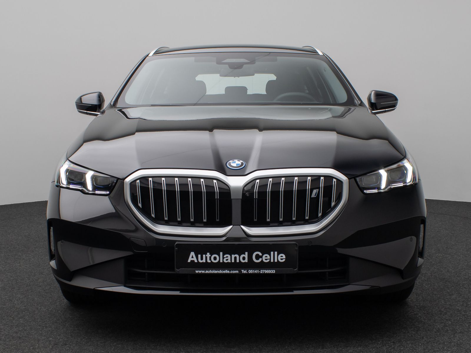 Fahrzeugabbildung BMW i5 eD40 360°HUD DAB B&W ACC 4xKlima Sport 19Zoll