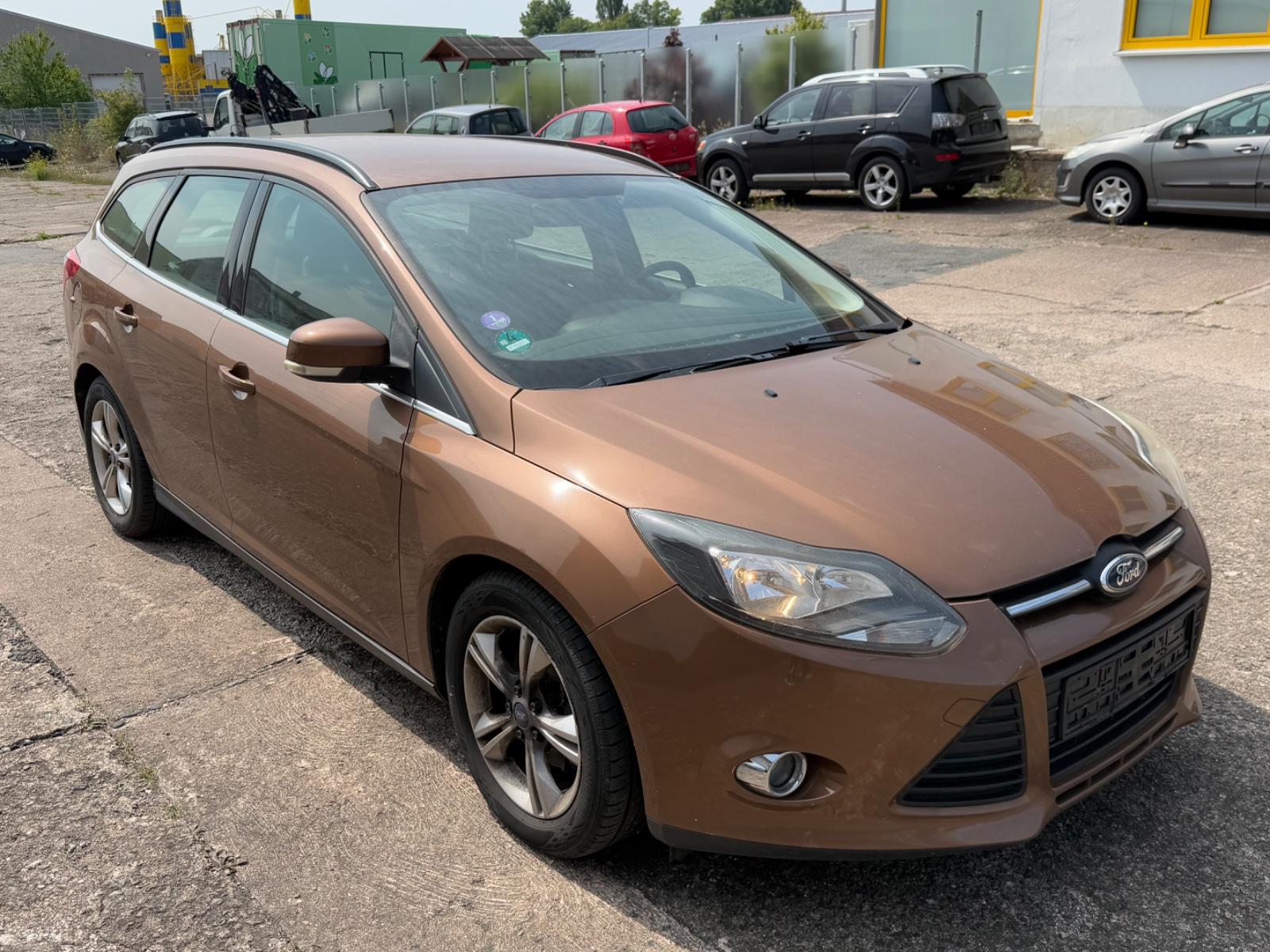 Ford Focus 2014 — photo 6