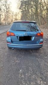 Opel Astra Sports Tourer 2.0 CDTI ecoFL Edition S... - Opel Astra mit Diesel-Antrieb: 2.0
