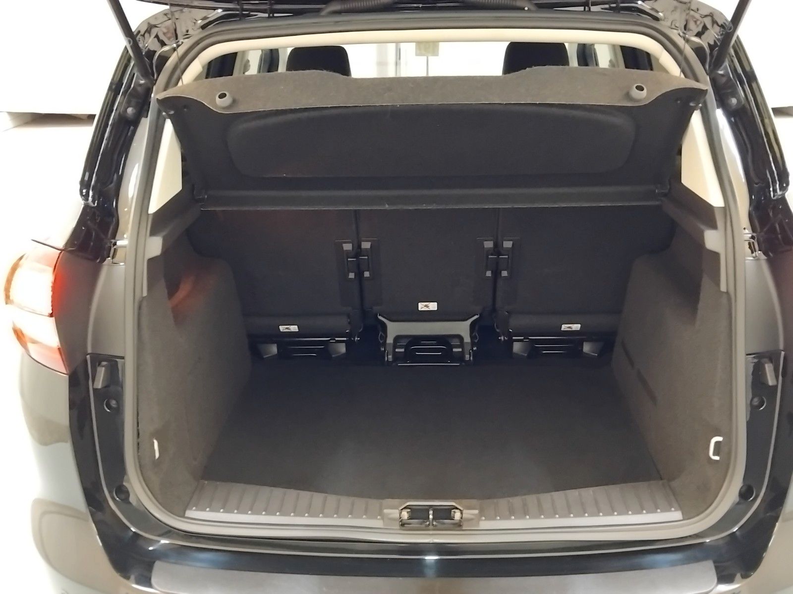 Ford C-Max (11/2019, Benzin)