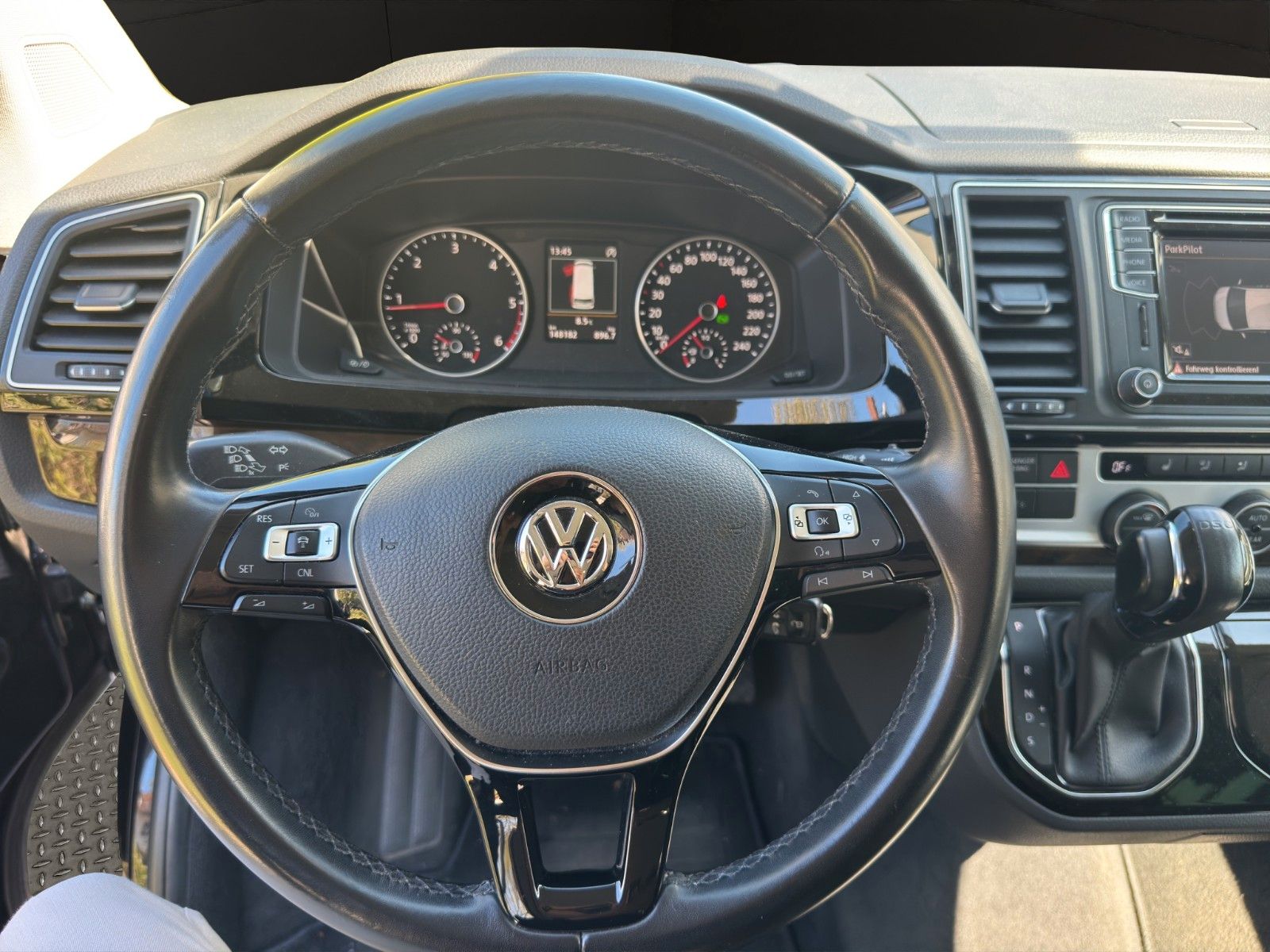 Fahrzeugabbildung Volkswagen T6  Bus Multivan Highline Vollaustattung