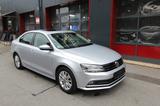 Volkswagen Jetta VI Basis  AHK 59200 Km Org Wie Neu - Volkswagen Jetta Gebrauchtwagen