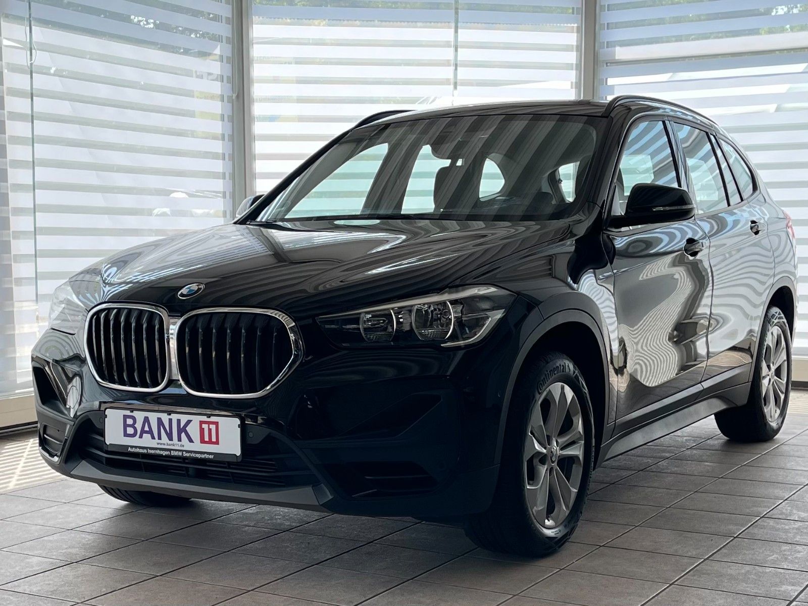 BMW X1 sDrive 18 i Advantage SZH PDC NAVI DAB