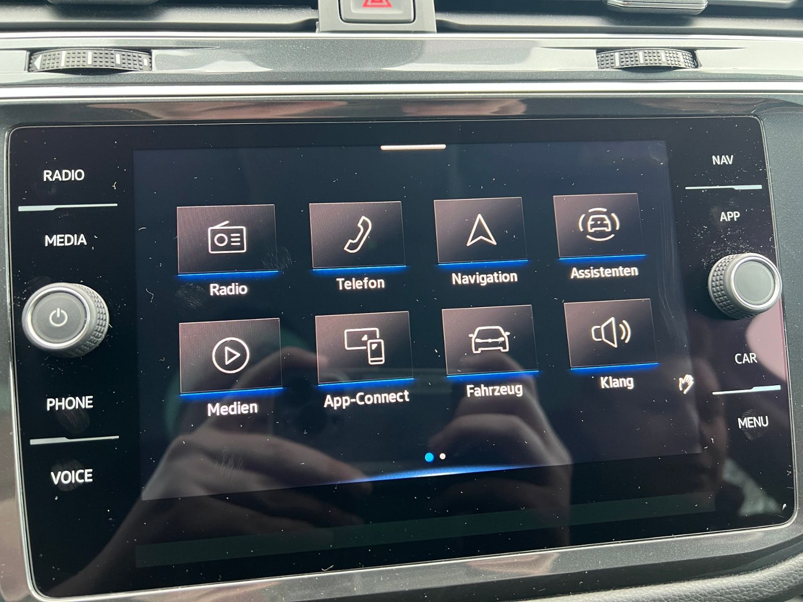 Fahrzeugabbildung Volkswagen Tiguan Elegance 1.5 TSI *AHK, Navi, App Connect,