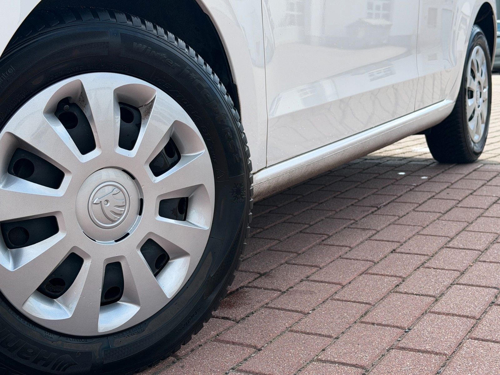 Fahrzeugabbildung SKODA Citigo 1.0 Active *Klima*Sitzhzg*Allwetter*DAB*