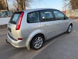 Ford C-Max Ghia 2.0 107 KW PDC Sitzheizung Bi-Xenon - Ford C-Max Ghia mit Benzin-Antrieb