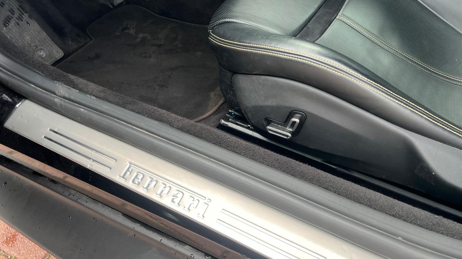 Fahrzeugabbildung Ferrari Roma 3.9 T V8 DCT *Mietkauf