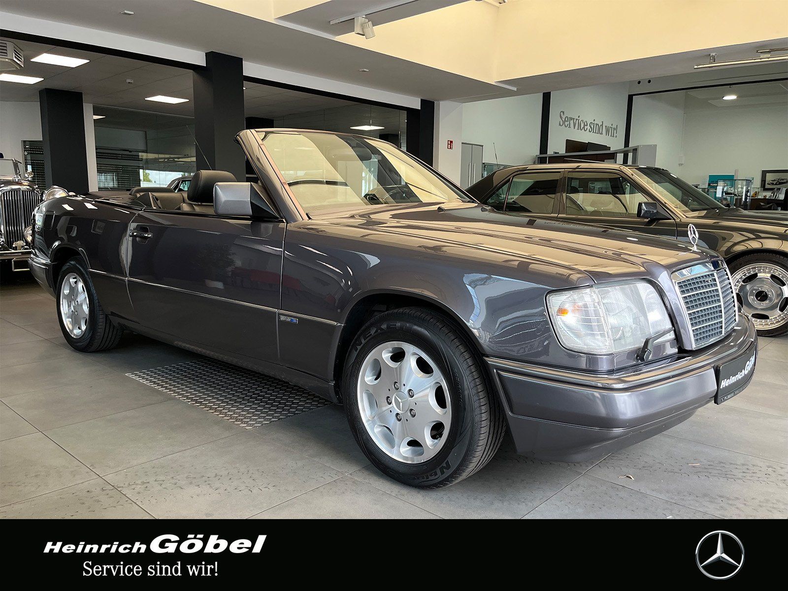 Fahrzeugabbildung Mercedes-Benz E 220 A124 Cabriolet Sportline 1.Hand