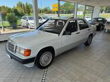 Mercedes-Benz 190 E 1.8 Automatik Schiebedach 1.HAND - Mercedes-Benz 190 mit Benzin-Antrieb