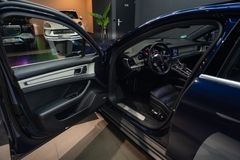 PORSCHE Panamera Turbo*360*PANO*MEMORY*S.-CHRONO*MATRIX*