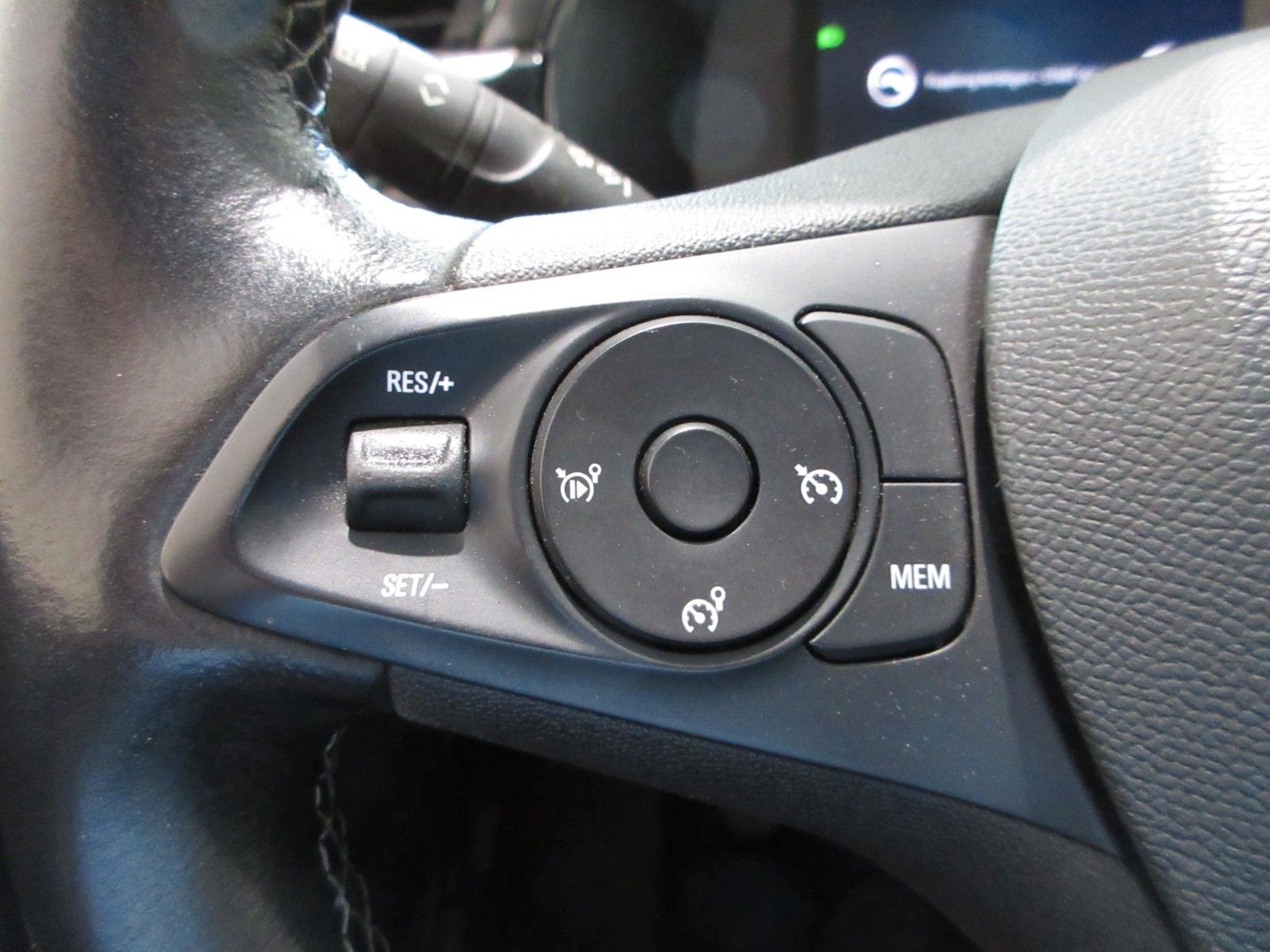 Fahrzeugabbildung Opel Corsa F Elegance 1.2T LED/NAVI/PDC/VIRTUAL/ALU