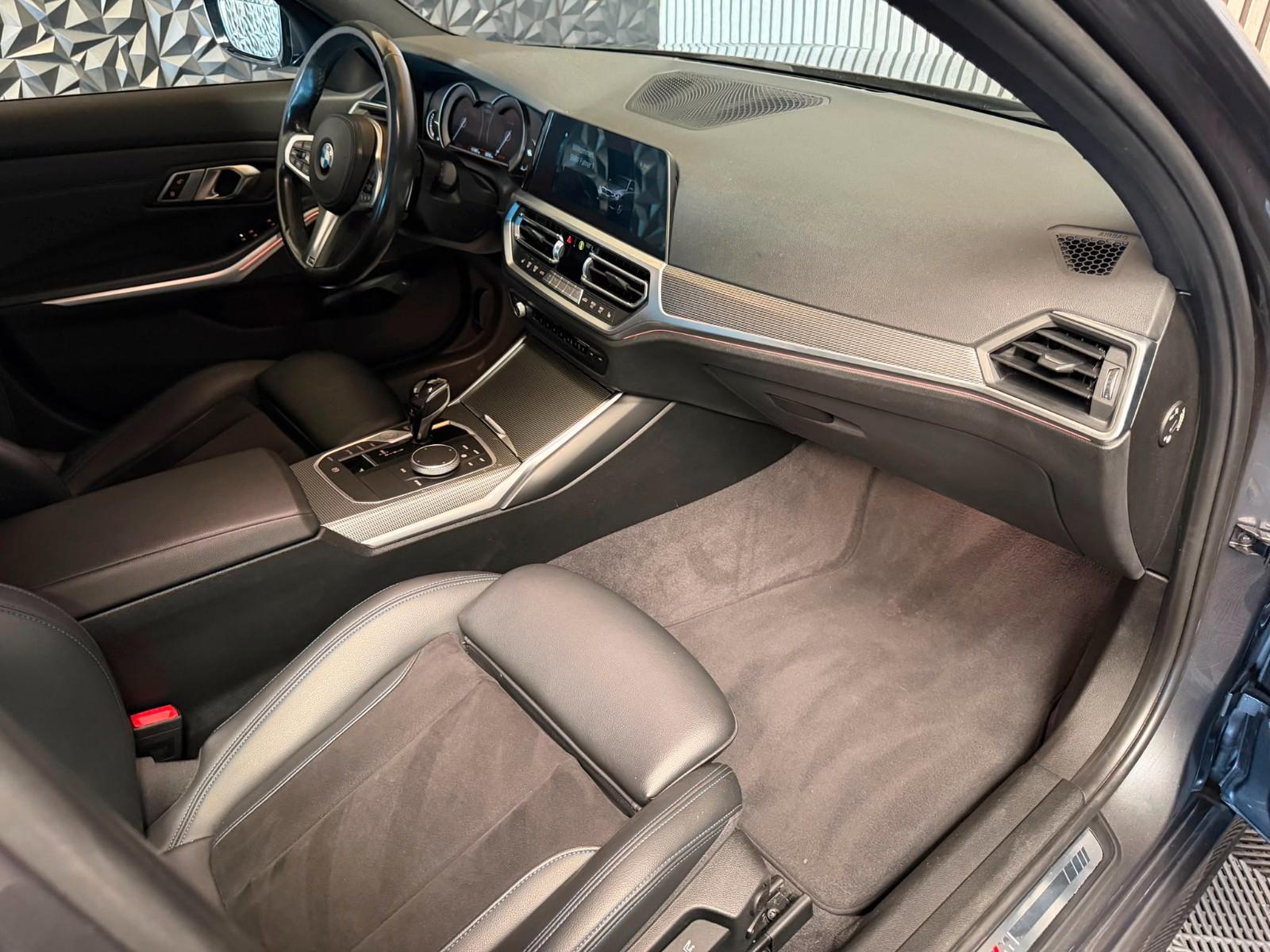 BMW 330i Touring M-Paket