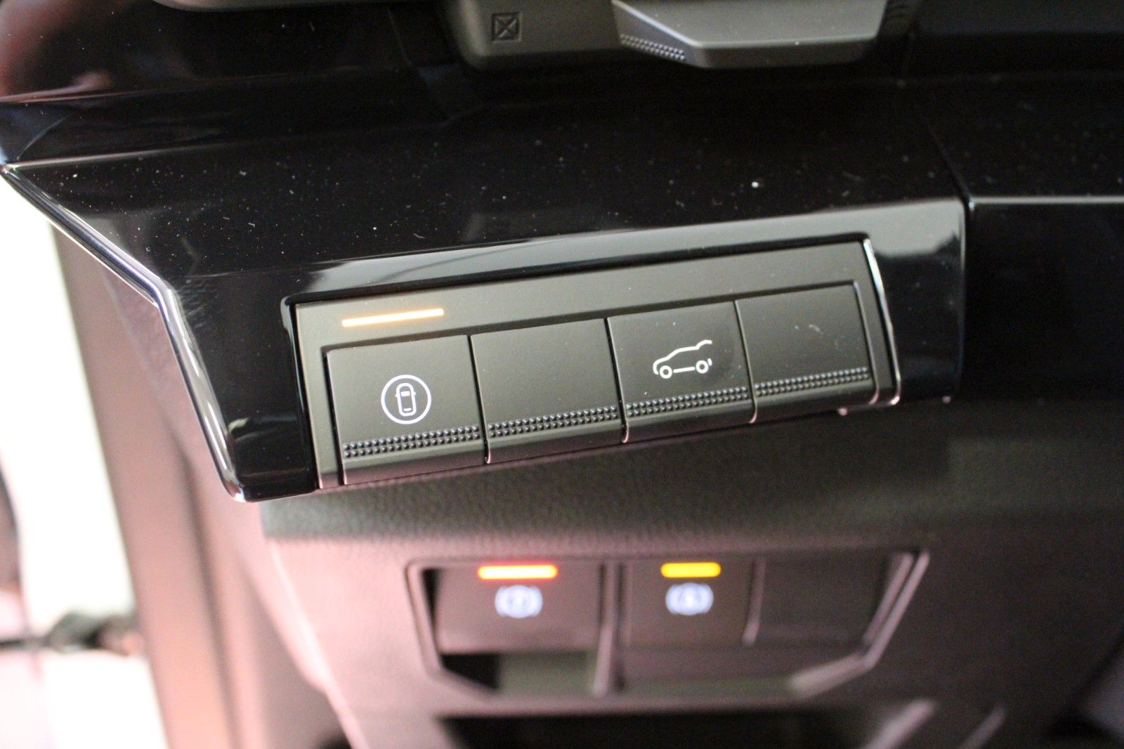 Fahrzeugabbildung Renault Austral Mild Hybrid 160 Techno *Allwetterreifen*