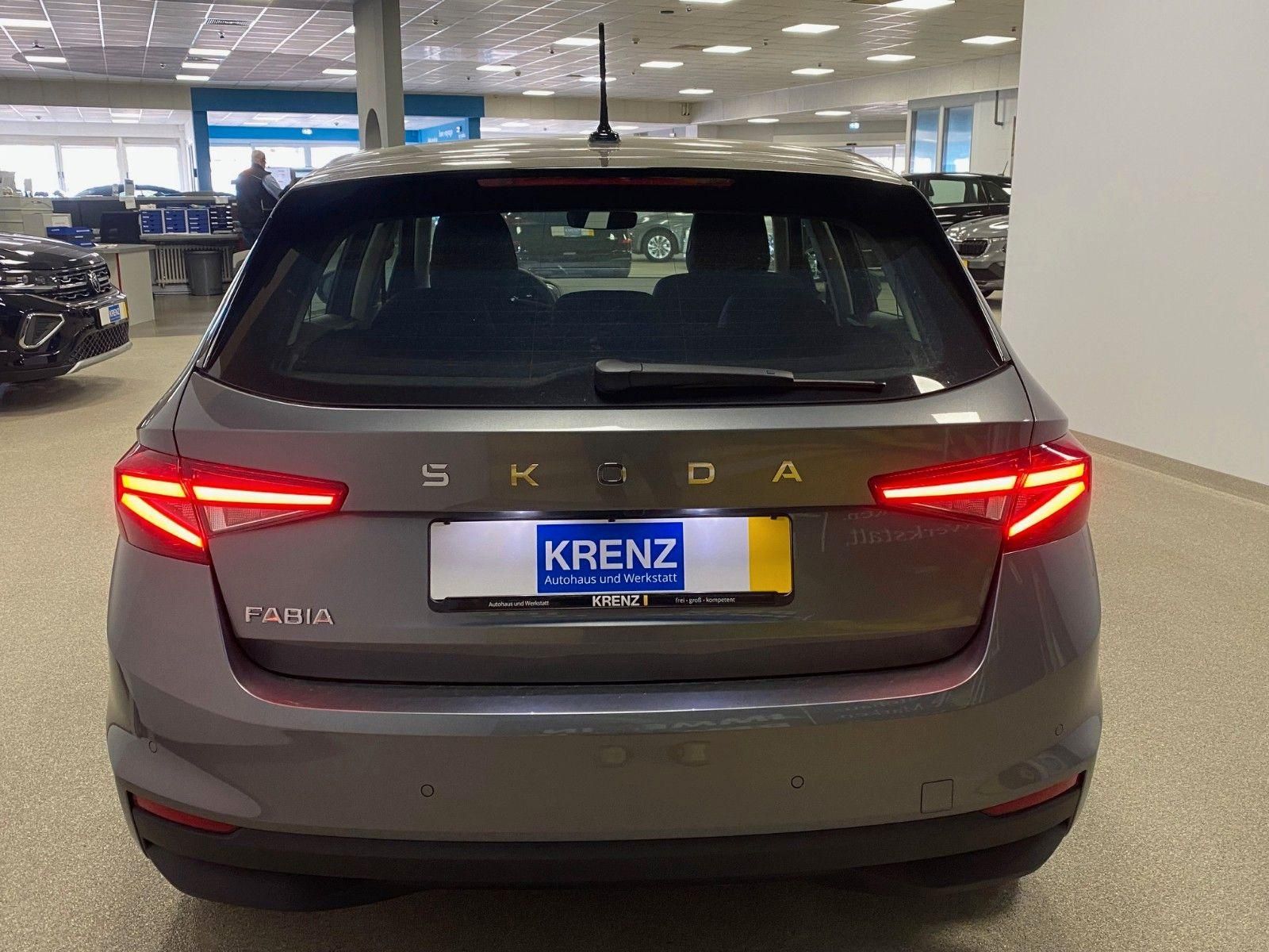 Fahrzeugabbildung SKODA Fabia 1.0l TSI Selection+KAMERA+KLIMATRONIC+ALU+