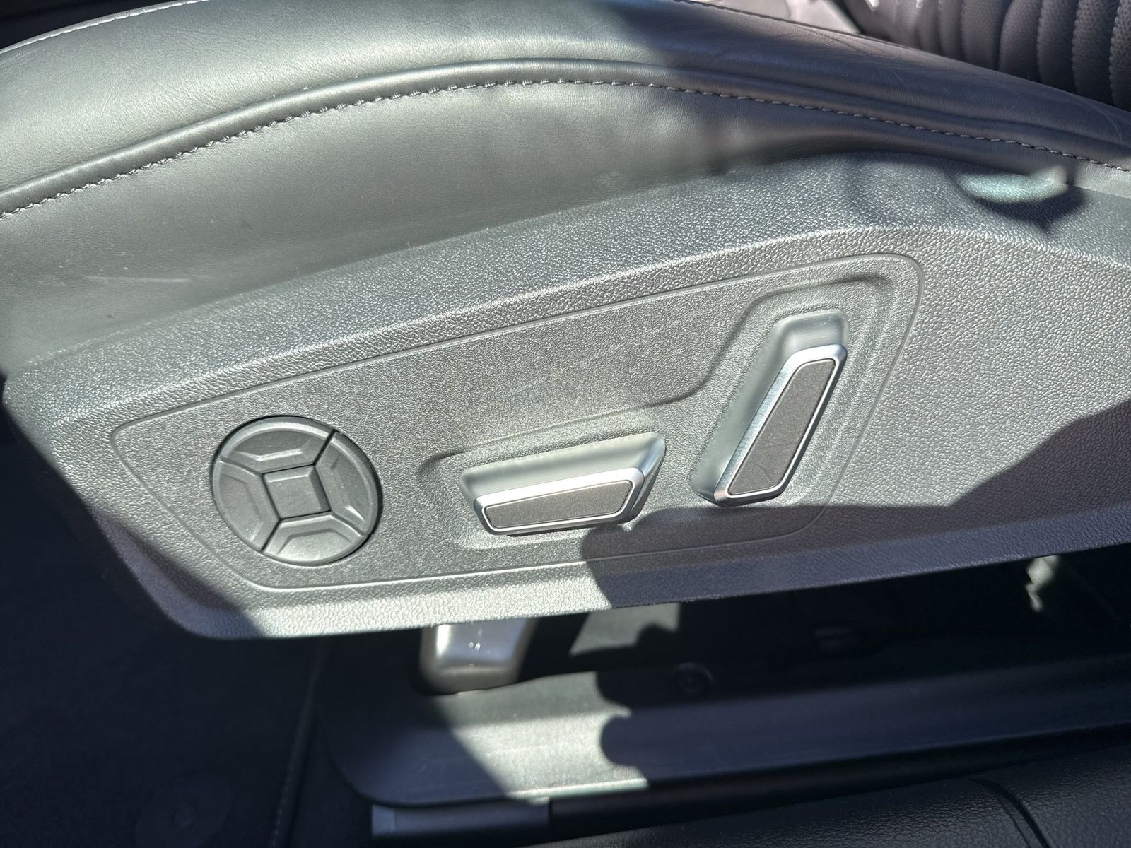 Audi A6 - Bild 17