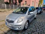 Toyota Yaris 1.3 Sol Automatik - Toyota Yaris Gebrauchtwagen in Dresden