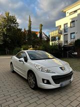 Peugeot 207 CC TÜV NEU - Peugeot 207 in Augsburg