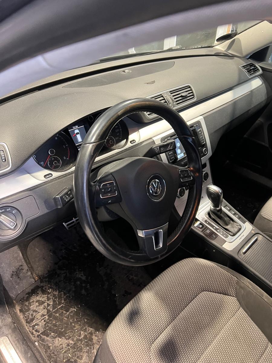 Volkswagen Passat Alltrack 2013 — photo 6