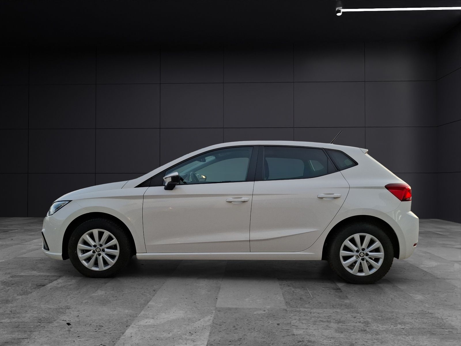 Fahrzeugabbildung SEAT Ibiza TSI Style Beats DSG LED AID ACC RFK SH APP