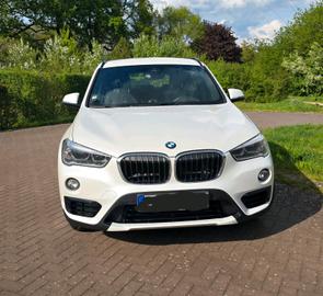 2017 BMW IX1 照片 2