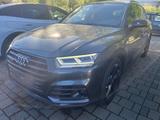 Audi SQ5 3.0 TFSI Pano B&O Luft Matrix ACC STHZ 20" - gebrauchte Audi SQ5 aus dem Jahr 2018