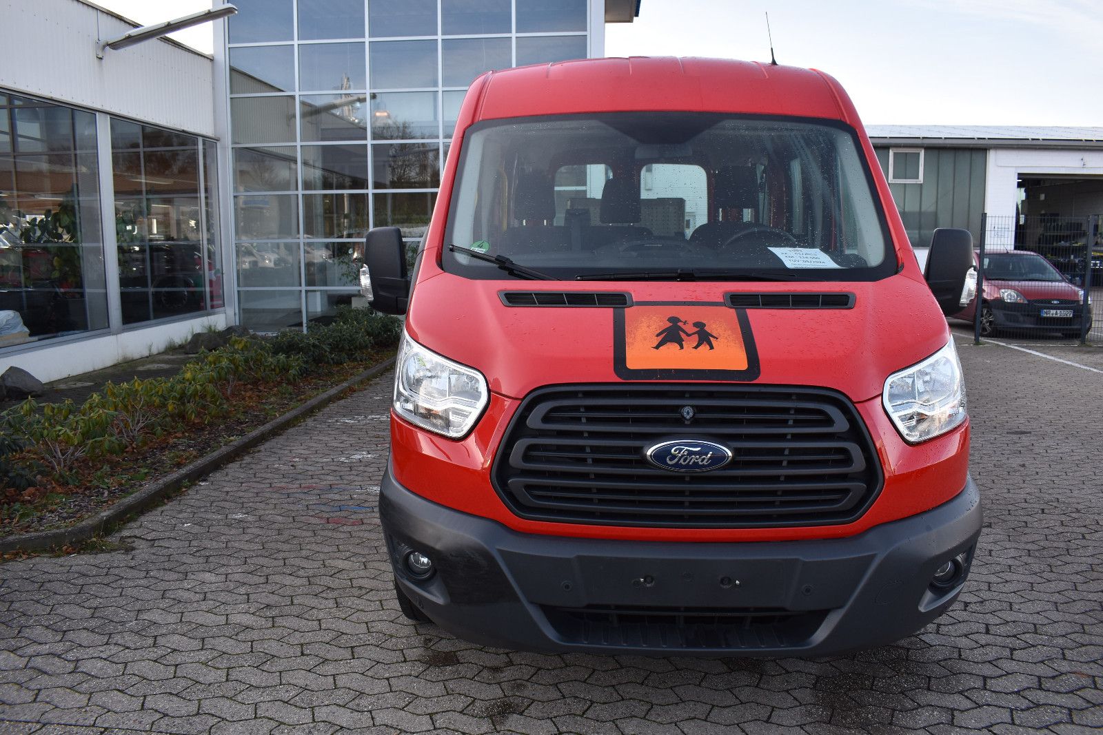 Fahrzeugabbildung Ford Transit Kombi 350 L3 Behindertengerecht *2238