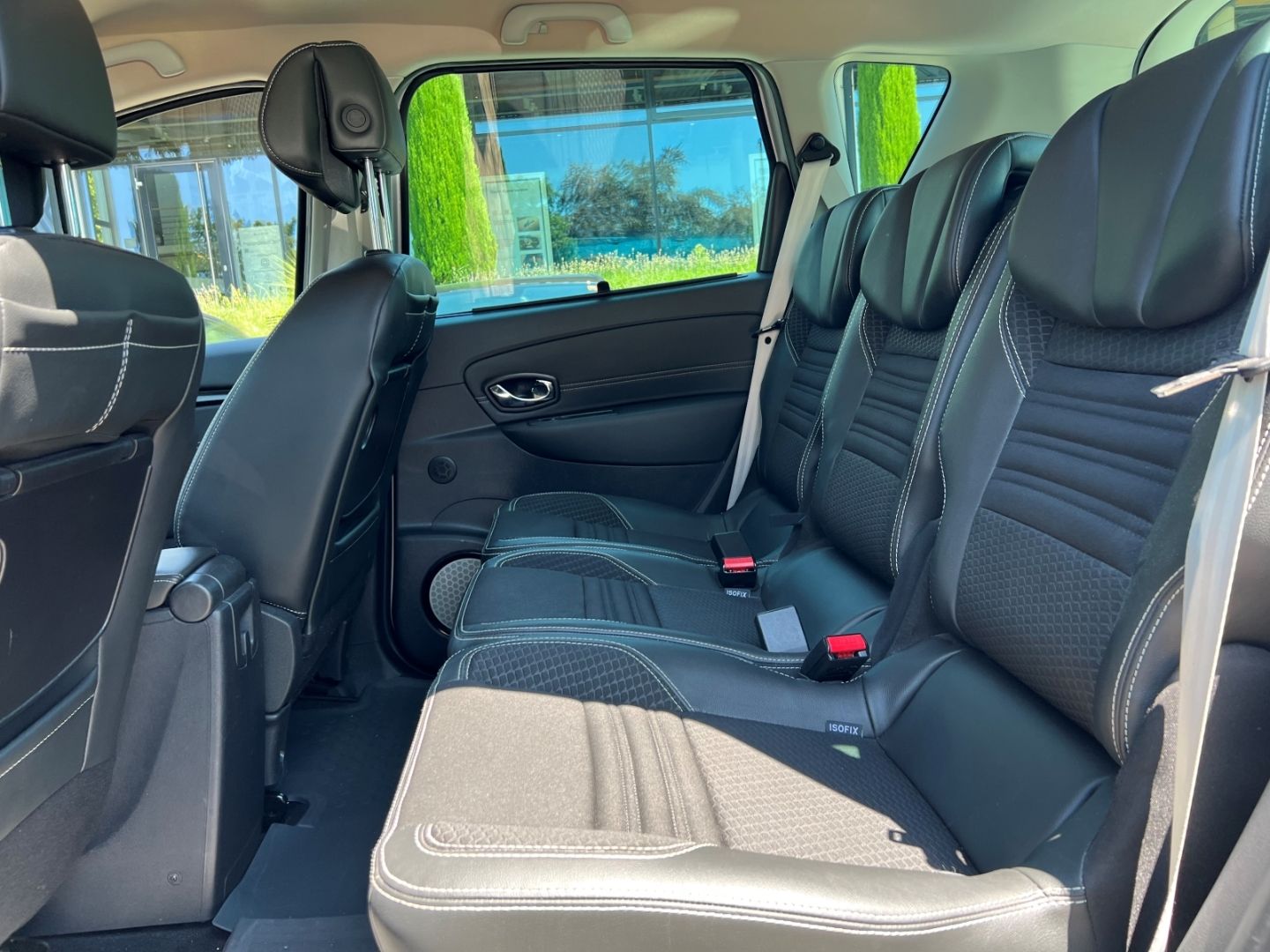 Fahrzeugabbildung Renault Scenic III BOSE Edition Dci 110 Navi BOSE-Sounds