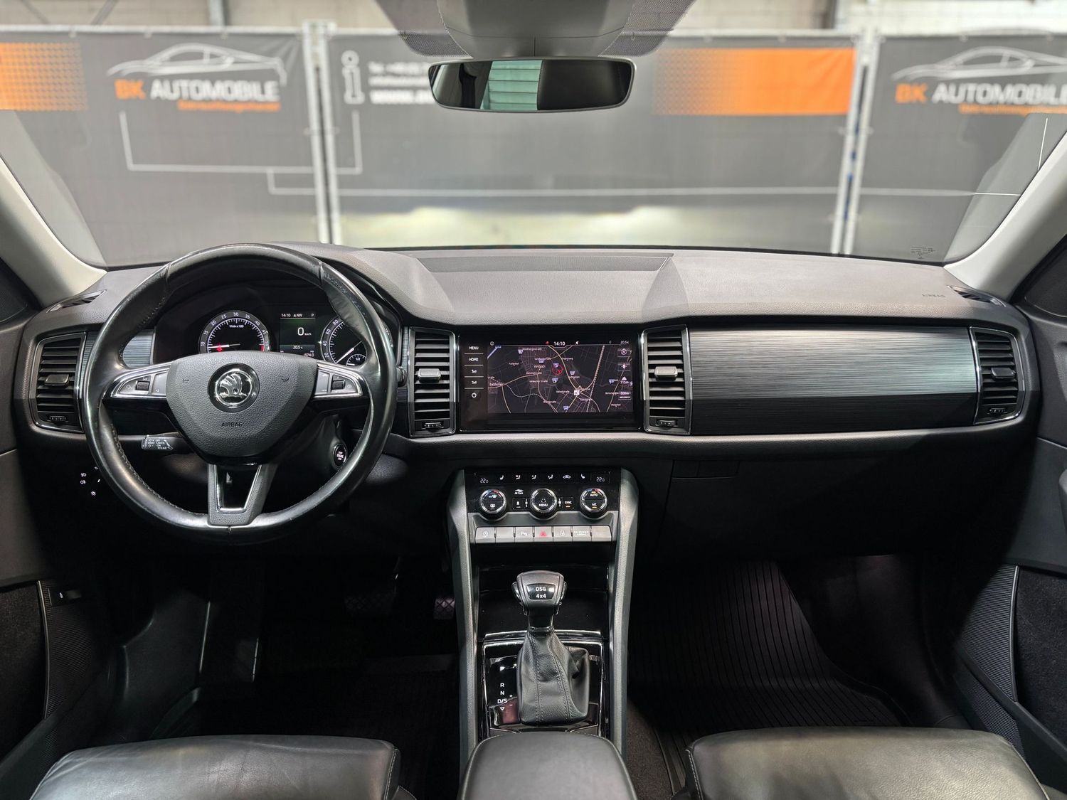 Fahrzeugabbildung SKODA Kodiaq 4x4#LED#ACC#Spur#Standh.#Ambiente#Leder#K