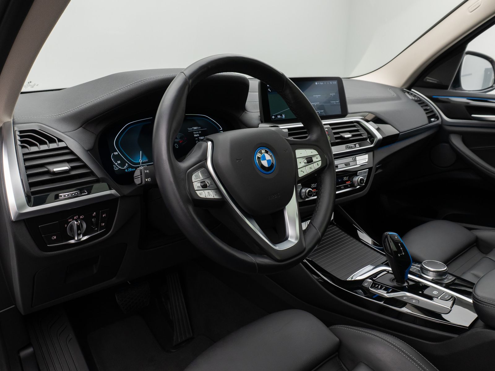 Fahrzeugabbildung BMW iX3 Impressive 360°HUD DAB H/K Komfort 20Zoll