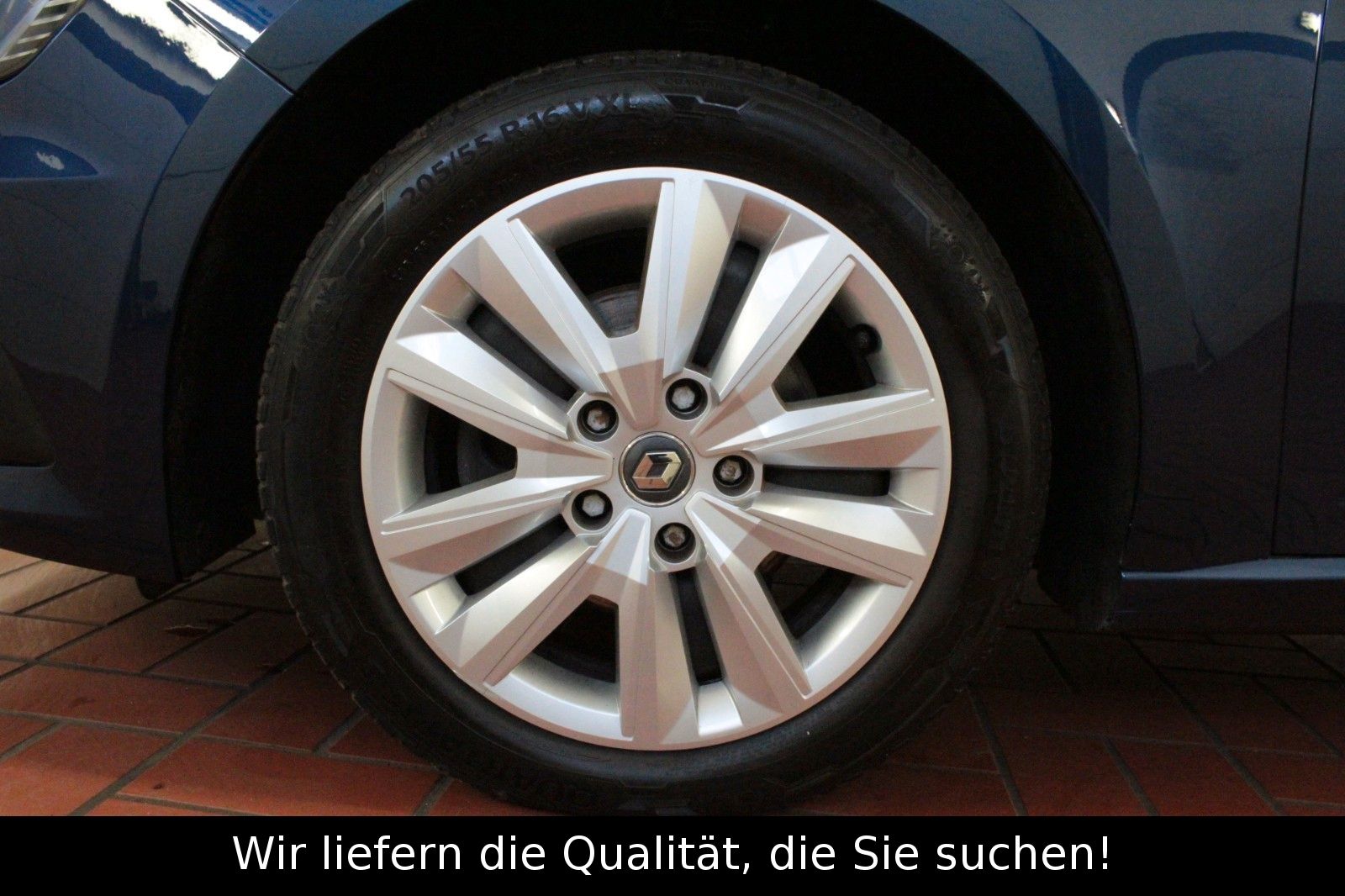 Fahrzeugabbildung Renault Megane TCe 140 EDC Zen Grdt.*R-Link*Sitzhzg*