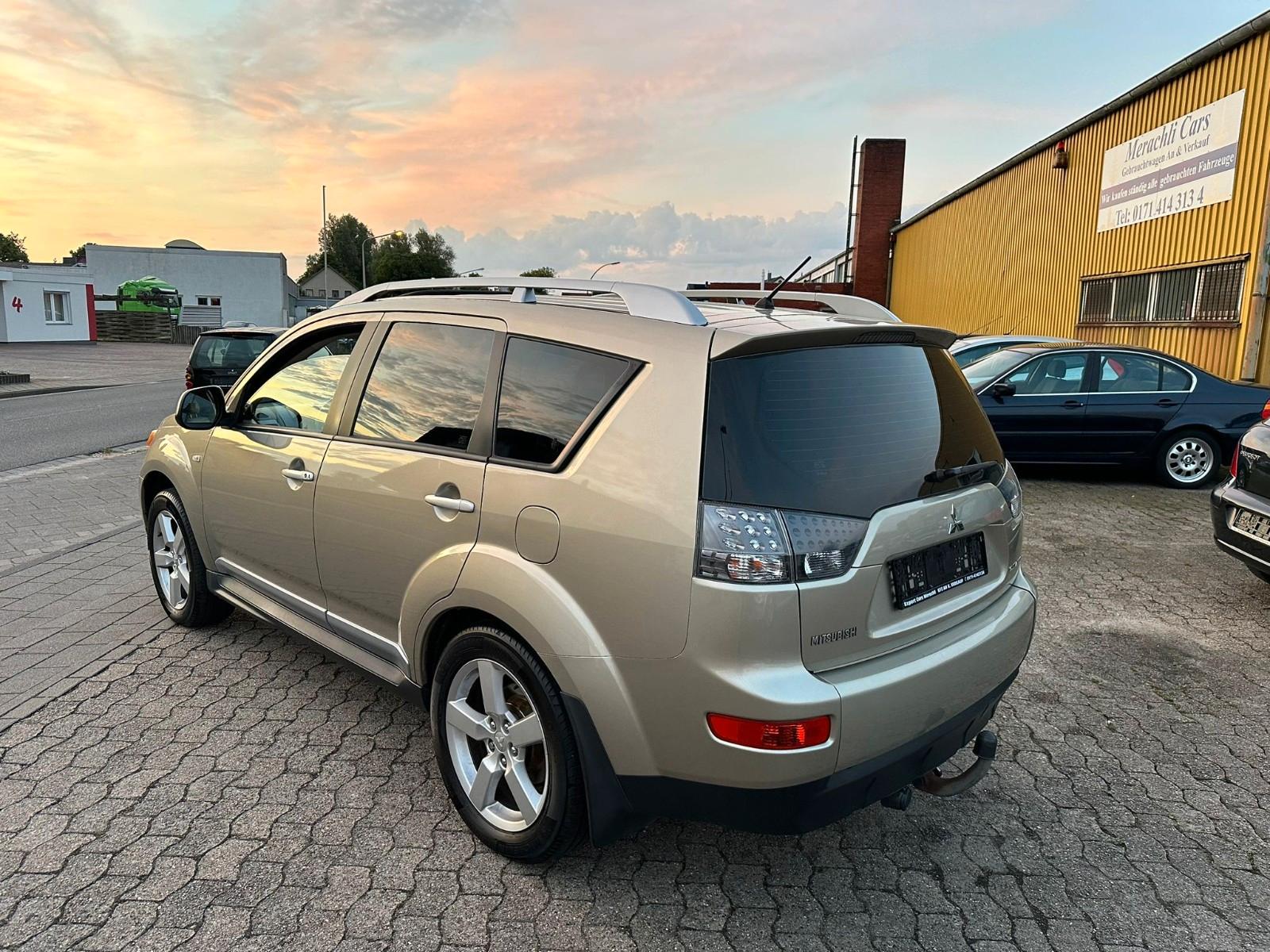 Mitsubishi Outlander 2.4 Instyle 4WD*2.HAND*ATM-90TKM*