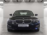 BMW 320i Limousine Navi Head-Up PDC Driv.Assist LED - BMW 320 Gebrauchtwagen in Berlin