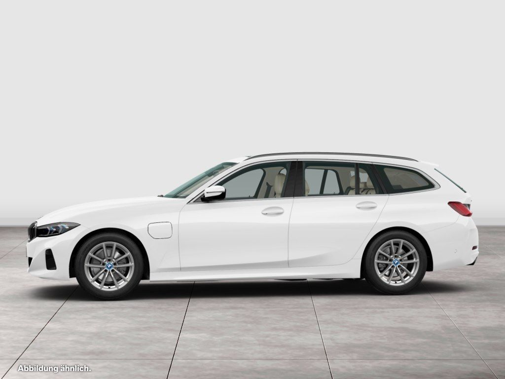 BMW 330e xDrive PANO DA Prof RFK PA HiFi Komfort foto 5