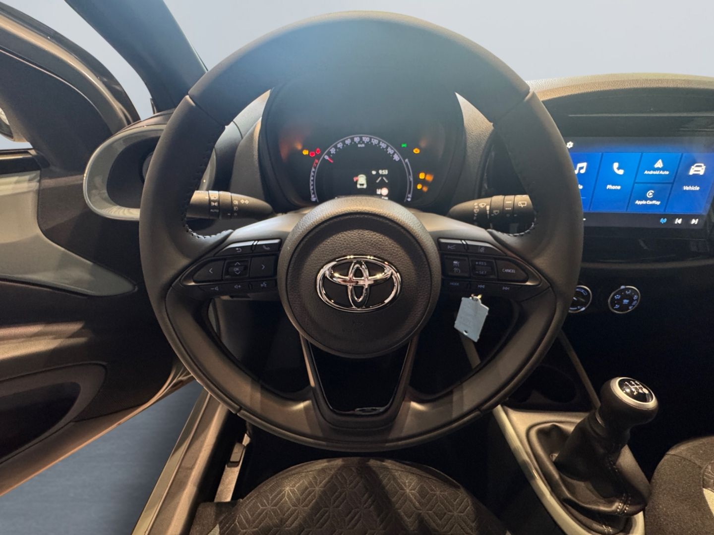 Toyota Aygo (X) - Bild 9