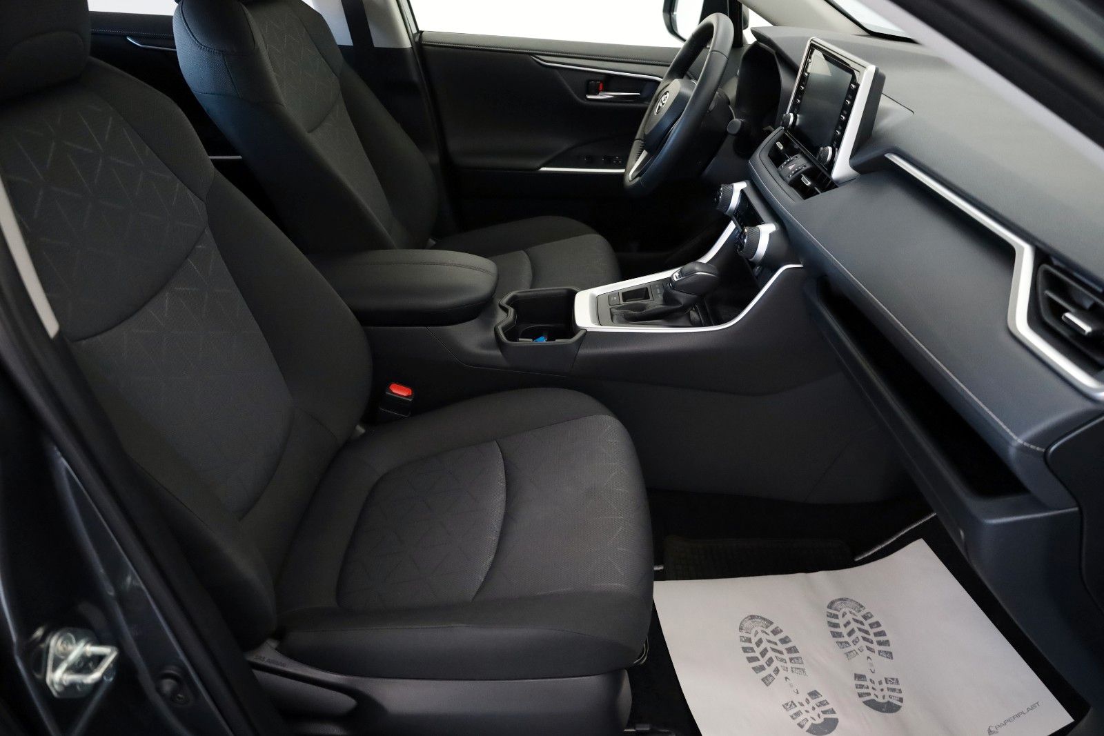 Fahrzeugabbildung Toyota RAV4 Hybrid Team Deutschland LED,Apple CarPlay