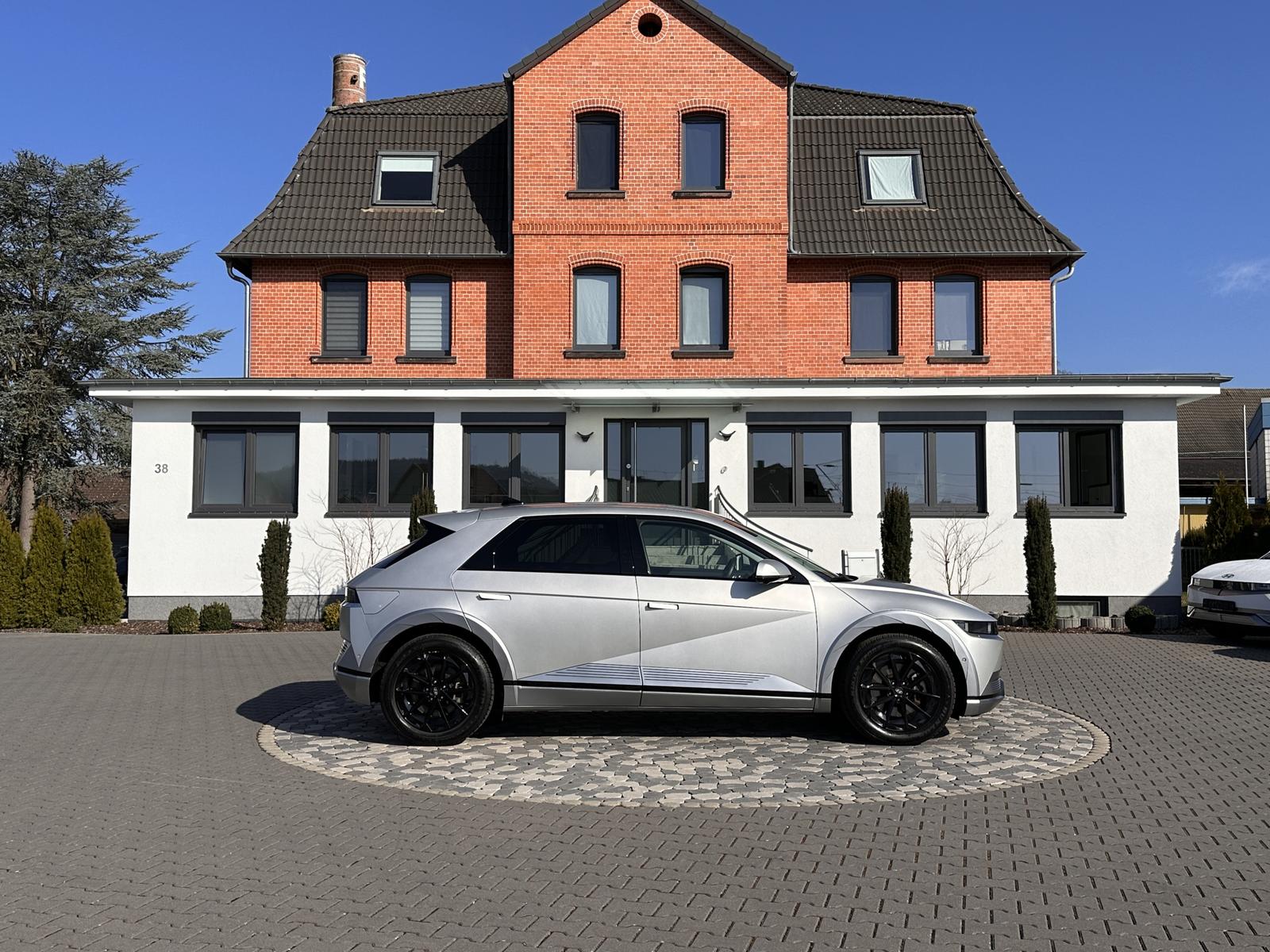 Hyundai Ioniq 5 Uniq PIXEL NAV ACC BOSE 4xSHZ SBLÜ 360°