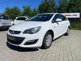 Opel Astra J Sports Tourer Selection *SHZ* - Opel Astra Selection mit Diesel-Antrieb