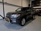 Toyota Land Cruiser 200 Basis - gebrauchte Toyota Land Cruiser aus dem Jahr 2010