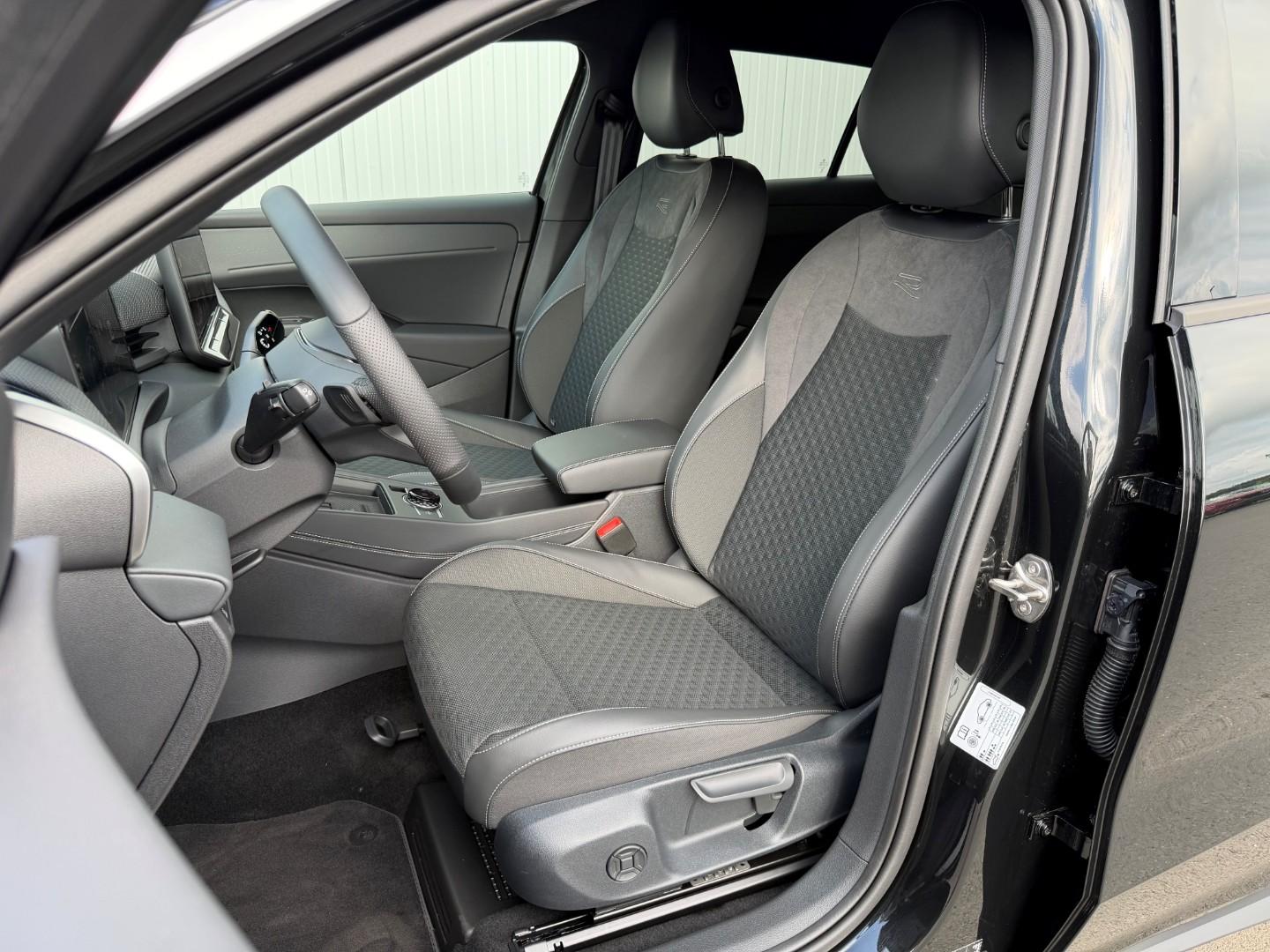 Volkswagen T-Roc 1.5 eTSI DSG R-Line *18Zoll*Kamera*, миниатюра 13