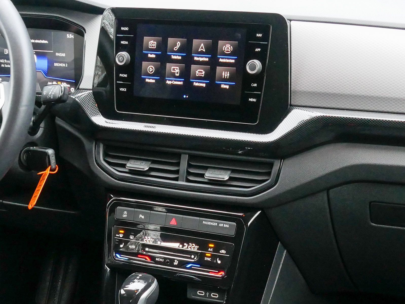 Volkswagen T-Cross - Bild 12